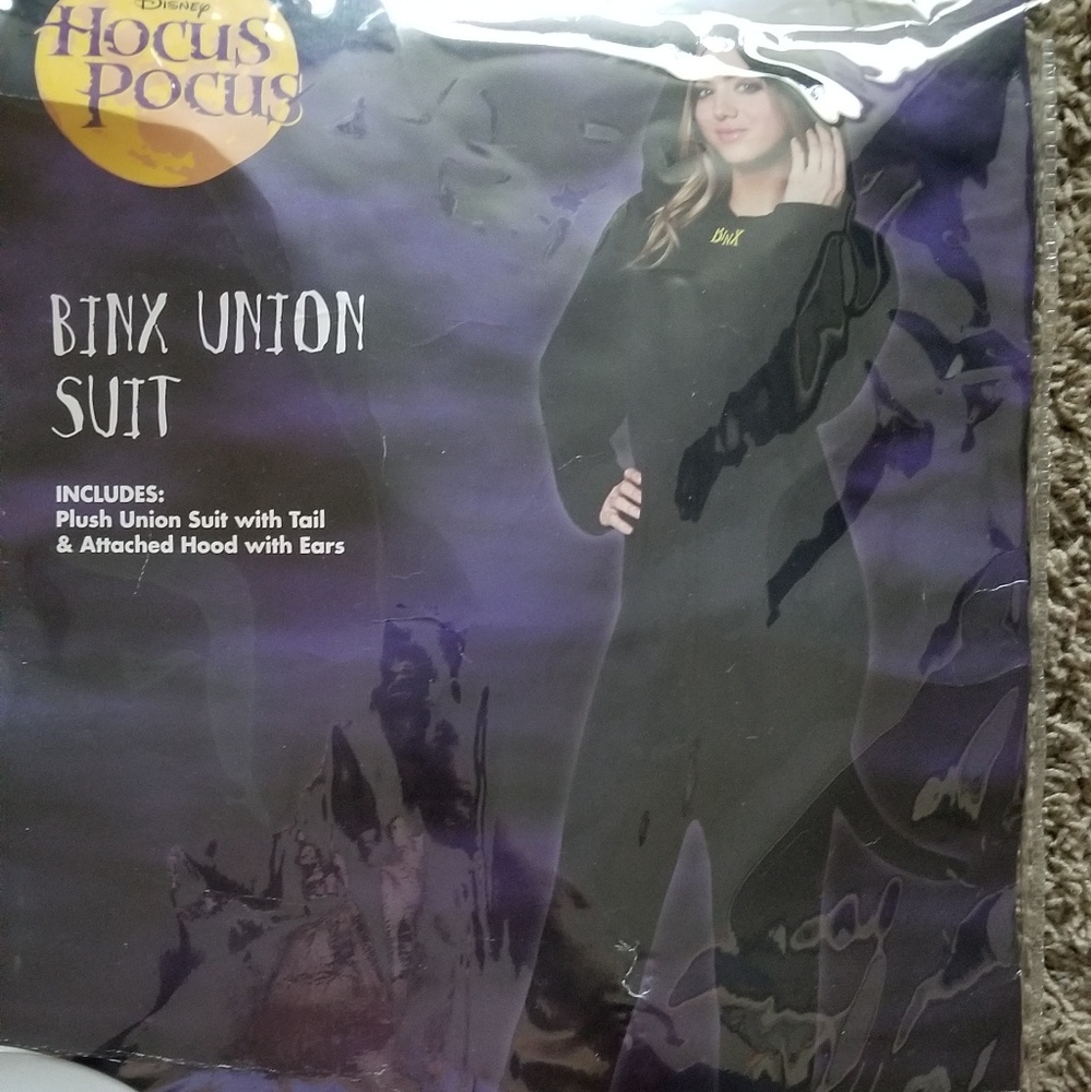 NEW Binx suit adult small/medium